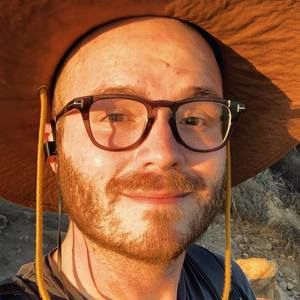 Meet your Posher, Max